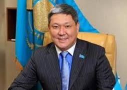 «Президент Назарбаев творит немыслимые вещи»