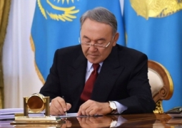 В Казахстане законодательно запретили ипотеку в долларах