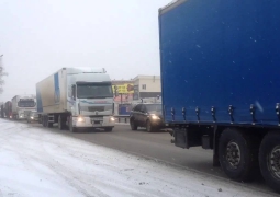 Казахстанские фуры с турецкими товарами 10-е сутки стоят на российской границе
