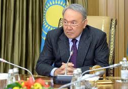 Нурсултан Назарбаев провел встречу со спикером Мажилиса