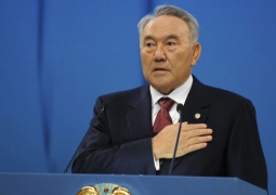 Нурсултан Назарбаев обозначил перед «H&#1201;p Отаном» 5 новых направлений развития страны
