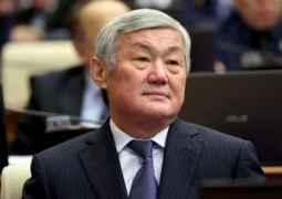 Глава государства не отпустил Бердыбека Сапарбаева на пенсию