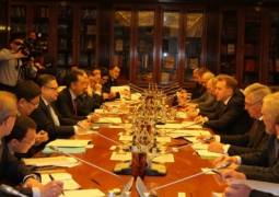 Бакытжан Сагинтаев  и Игорь Шувалов обсудили торгово-экономические отношения между Казахстаном и Россией