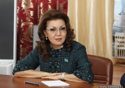 Дарига Назарбаева поручила усилить контроль за выплатой зарплат на предприятиях
