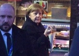 Появление Ангелы Меркель в кафе быстрого питание позабавило жителей Брюсселя