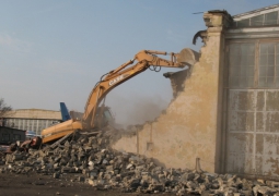 Власти Алматы подсчитали сколько зданий выше аль-Фараби нужно снести