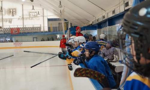 В Алматы открылся турнир по хоккею с шайбой «Крылья Весны» (ФОТО)