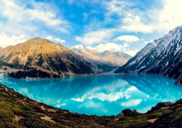 Большое Алматинское озеро могут закрыть для частного транспорта