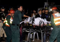 65 человек погибли при теракте у детского парка на востоке Пакистана