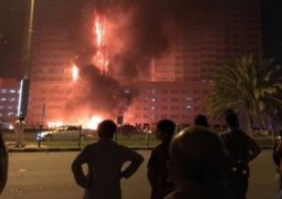 Жилой небоскреб горит в ОАЭ (ВИДЕО)