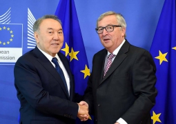 Нурсултан Назарбаев попросил главу ЕС о безвизовом режиме