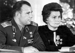 Опубликована уникальная аудиозапись с пресс-конференции Юрия Гагарина и Валентины Терешковой