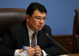 Канат Бозумбаев: Соглашение по нефти зависит от крупных игроков