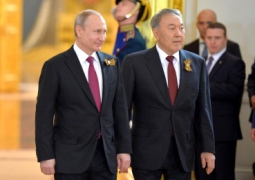 Владимир Путин сделал Нурсултану Назарбаеву подарок