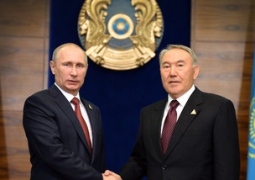 Нурсултан Назарбаев принял участие в торжественном приеме по случаю Дня Победы в Кремле 