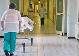 13 больниц и поликлиник передадут в частные руки в Казахстане
