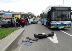 В Алматы в результате ДТП с участием автобуса пострадали 2  человека