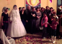В Акмолинской области 78-летний аташка женился и закатил той 