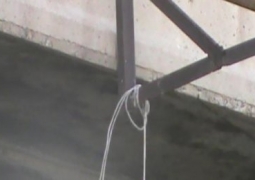 19-летний парень с кляпом во рту найден повешенным под мостом в Шымкенте