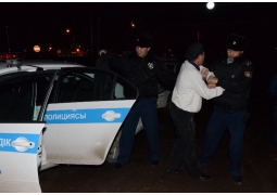 Казахстанцы стали чаще оказывать сопротивление полицейским, - МВД
