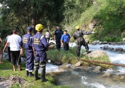 В ДВД Алматы сообщили подробности инцидента с упавшим в реку малышом
