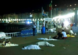 Теракт в Ницце: Более 70 человек погибли, сотни ранены