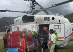 Российских туристов вертолетом эвакуировали в Алматинской области