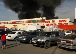 Площадь возгорания на барахолке в Алматы составляет 3 тысячи кв.м., - КЧС