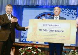 Лучшая школа Восточного Казахстана получила грант в размере 18 млн тенге
