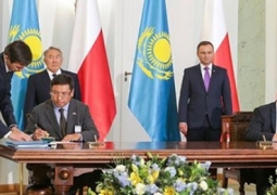 Ерболат Досаев подписал в Варшаве ряд двусторонних документов о сотрудничестве