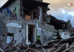 Число жертв землетрясения в Италии достигло 267 человек