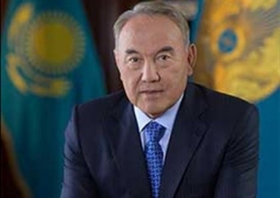 Нурсултан Назарбаев поздравил казахстанцев с Днем семьи