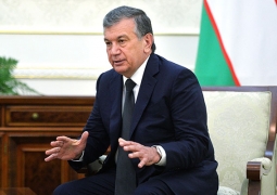 Человек в футляре. Кто стал временным президентом Узбекистана