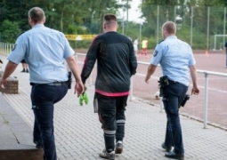Полиция Германии арестовала вратаря, пропустившего 43 гола
