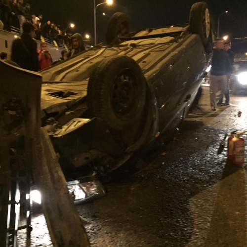 Грузовик "без тормозов" снес несколько машин в Алматы, есть пострадавшие