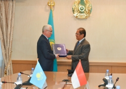 Ерик Султанов провел встречу с послом Индонезии