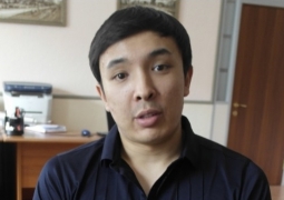 Алиби Жумагулов вернул ноутбук владелице, расследование прекращено