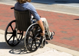 Инвалиды могут воспользоваться услугами ЦОНа на дому 