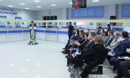 Депутаты мажилиса посетили предприятия Южного Казахстана