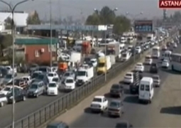 Реконструкция дороги возле рынка «Алтын Орда» затянется минимум на два года