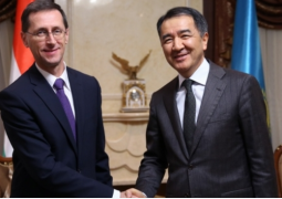 Казахстан и Венгрия обсудили перспективы торгово-экономического сотрудничества
