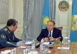 Президент Назарбаев принял министра обороны Жасузакова
