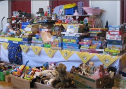 На рынках Казахстана нашли опасные для жизни игрушки