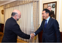 Б.Сагинтаев и Ф.Етьен обсудили вопросы торгово-экономических отношений Казахстана и Франции