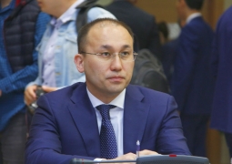 Казахстанцы мало комментируют проекты законов в Интернете, - Даурен Абаев 