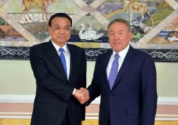 Нурсултан Назарбаев провел встречу с премьер-министром КНР Ли Кэцяном