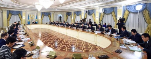 Нурсултан Назарбаев указал на недоработки со стороны Правительства
