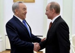 Нурсултан Назарбаев провел телефонный разговор с Владимиром Путиным