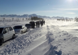 В Алматинской области из снежных заносов эвакуировано более 100 человек