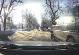 Один из участников автоподставы на Каблукова в Алматы задержан  